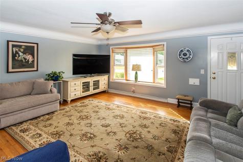 22276 Sandy Lane Fairview Park OH 44126