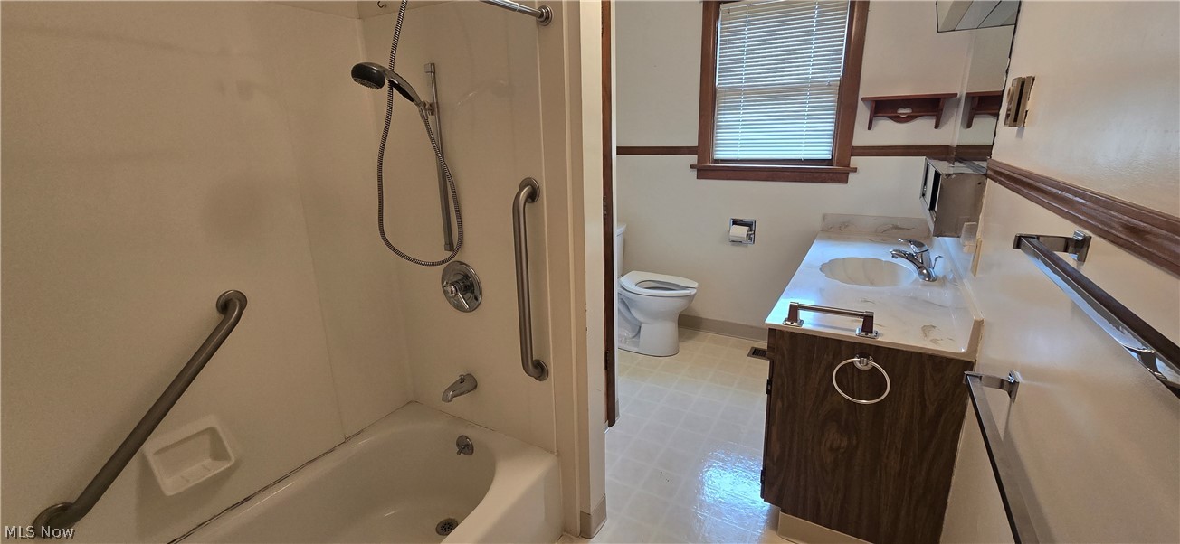 415 Liberty Street Shreve OH 44676