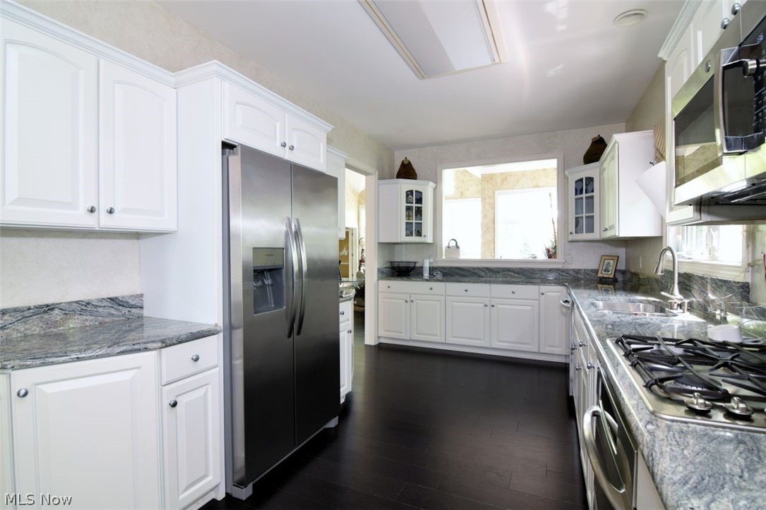 417 W Glengary Circle Highland Heights OH 44143