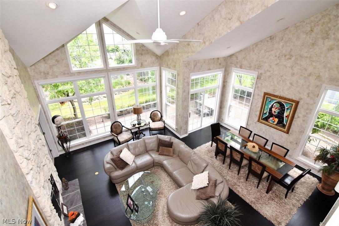 417 W Glengary Circle Highland Heights OH 44143