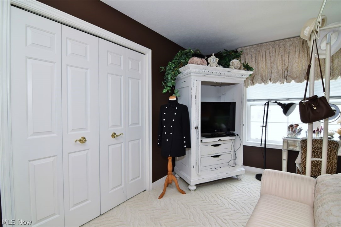 417 W Glengary Circle Highland Heights OH 44143