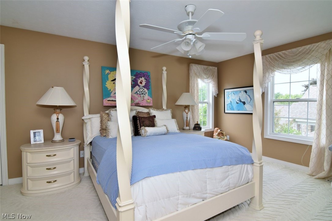 417 W Glengary Circle Highland Heights OH 44143