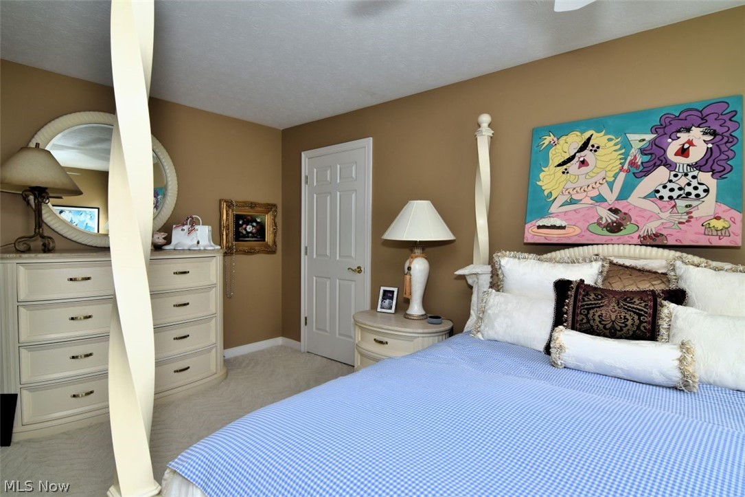 417 W Glengary Circle Highland Heights OH 44143