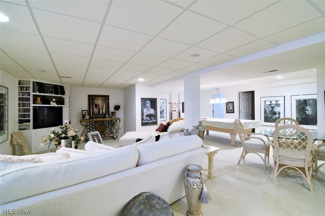 417 W Glengary Circle Highland Heights OH 44143