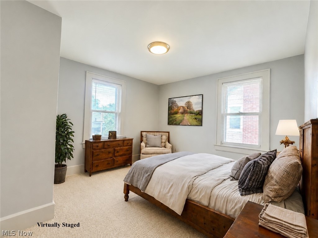 712 Lovers Lane Akron OH 44306