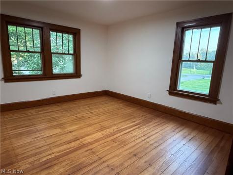 3845 Allendale Avenue Youngstown OH 44511