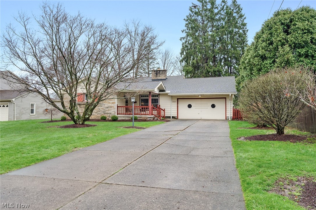 3423 Tall Oaks Lane Austintown OH 44511