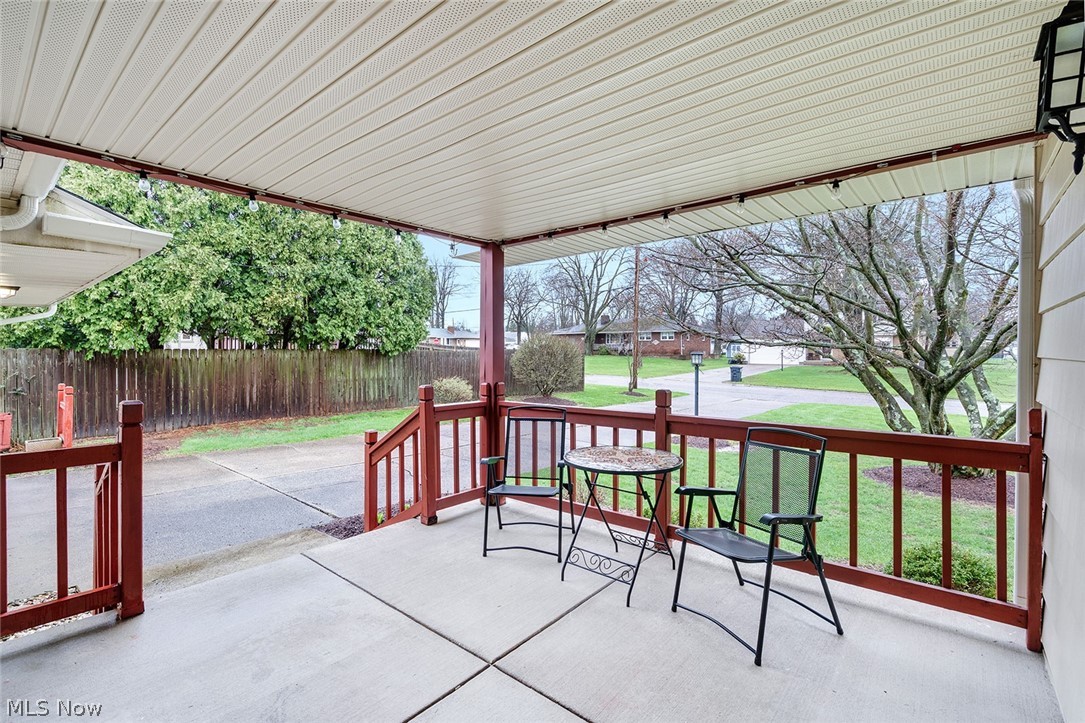 3423 Tall Oaks Lane Austintown OH 44511