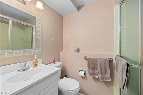 25082 Randall Drive North Olmsted OH 44070