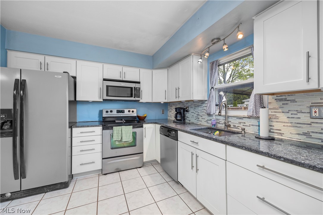 25082 Randall Drive North Olmsted OH 44070