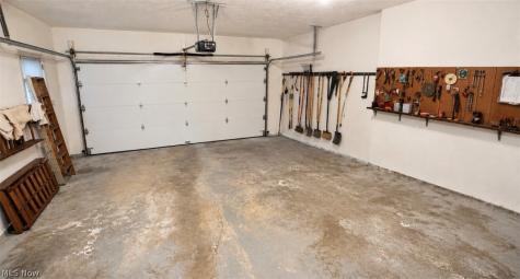 3302 Brenner Road Barberton OH 44203