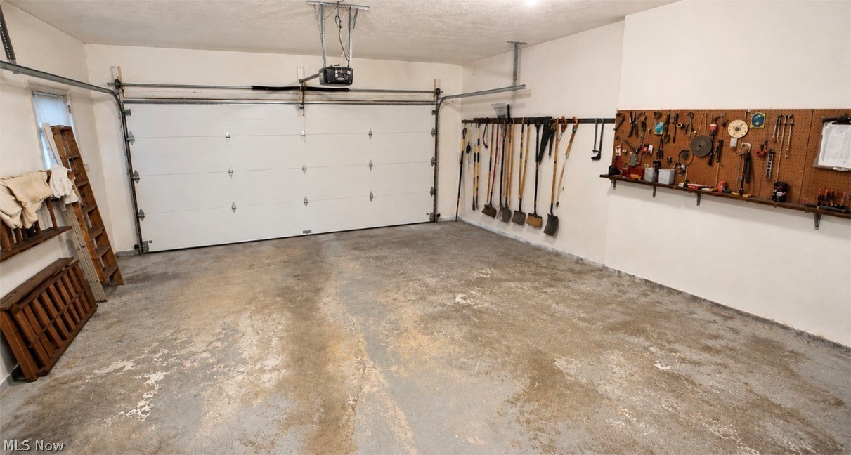 3302 Brenner Road Barberton OH 44203