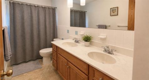 3302 Brenner Road Barberton OH 44203