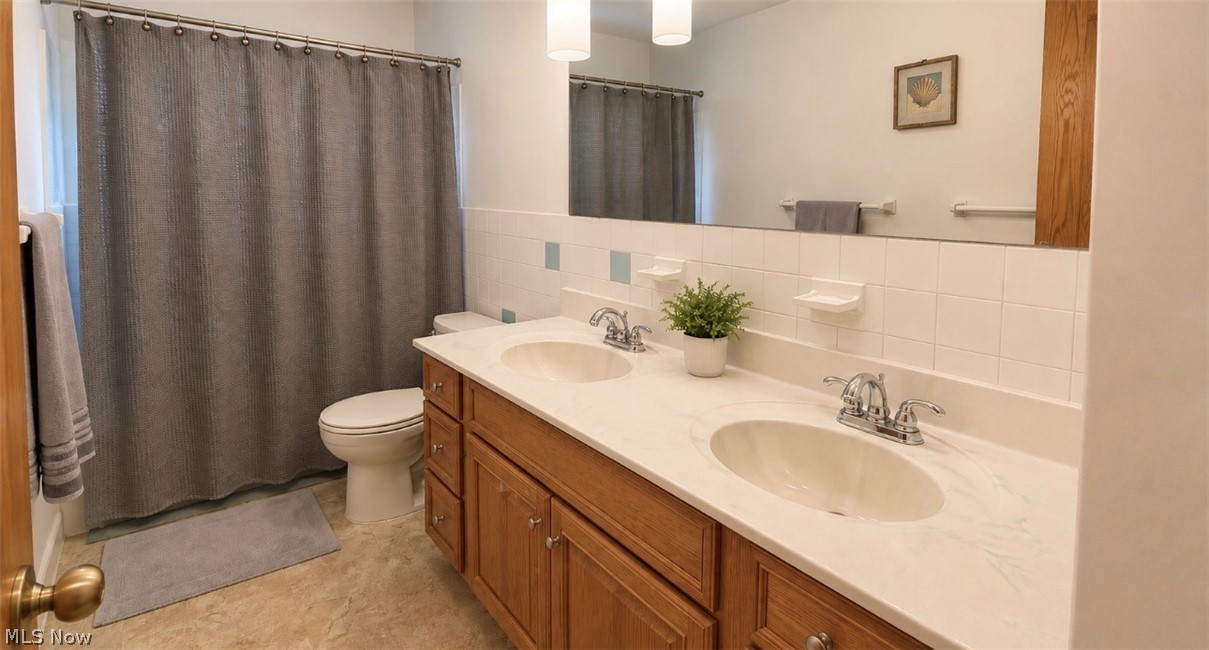 3302 Brenner Road Barberton OH 44203