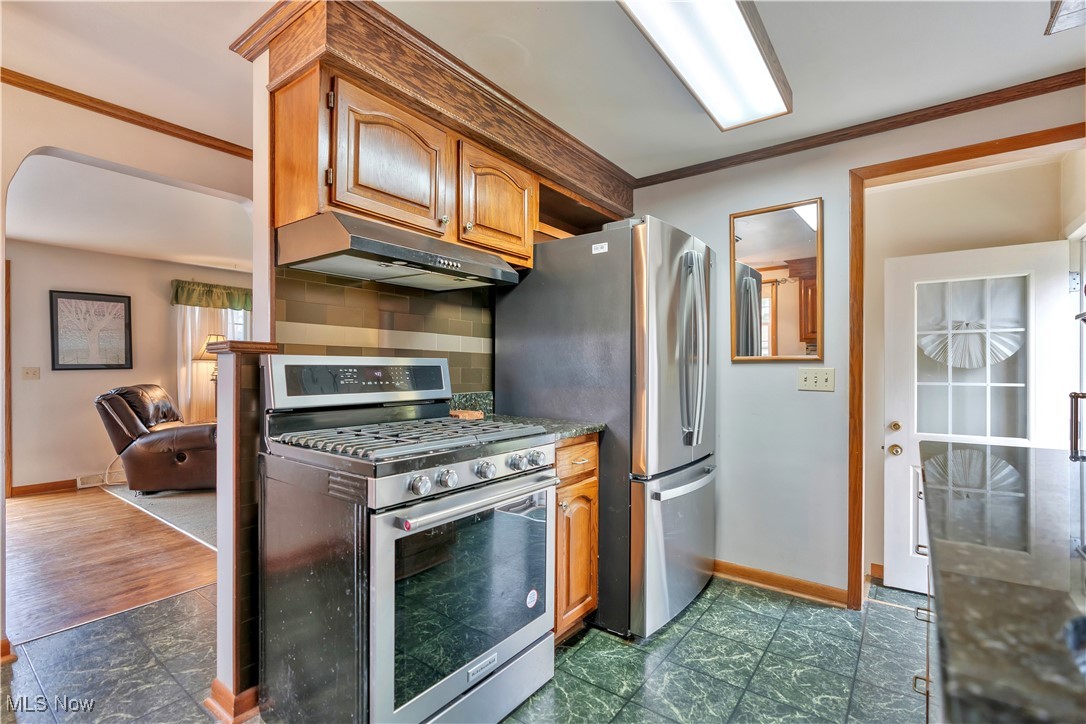 3219 Hilton Street NW Massillon OH 44646