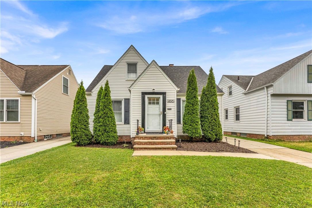 4198 Wilmington Road South Euclid OH 44121