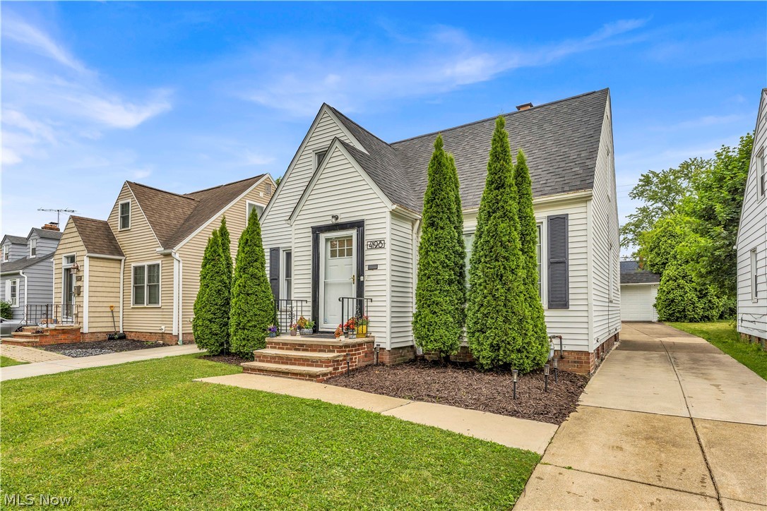4198 Wilmington Road South Euclid OH 44121