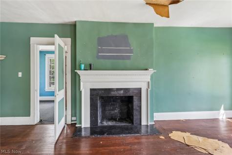 6821 Fleet Avenue Cleveland OH 44105