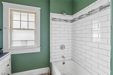 6821 Fleet Avenue Cleveland OH 44105