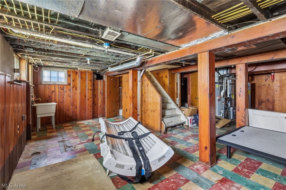 6821 Fleet Avenue Cleveland OH 44105