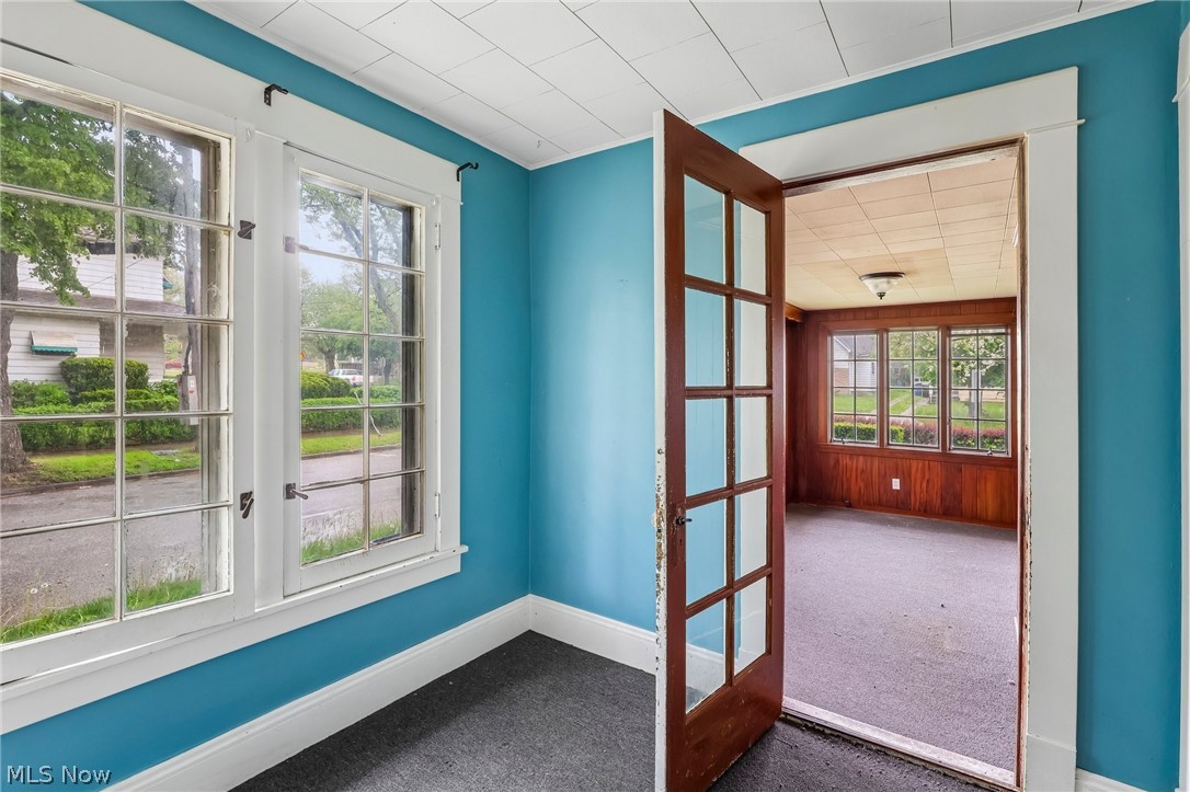 6821 Fleet Avenue Cleveland OH 44105