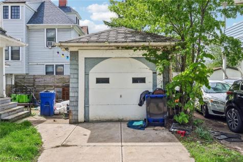 6821 Fleet Avenue Cleveland OH 44105