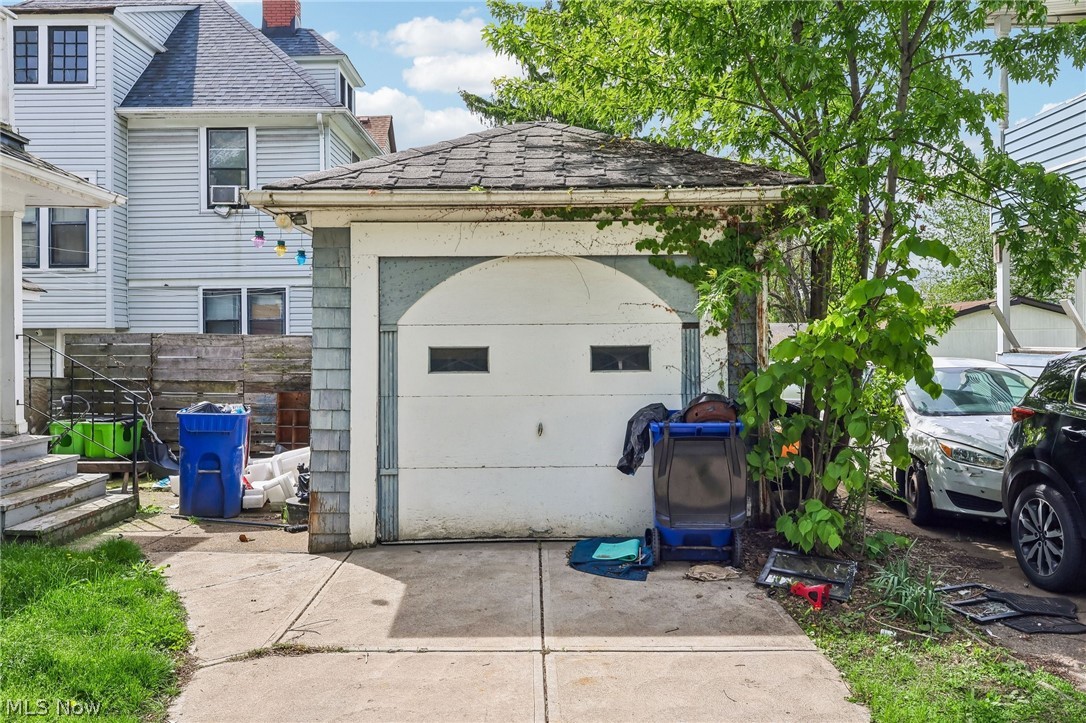 6821 Fleet Avenue Cleveland OH 44105