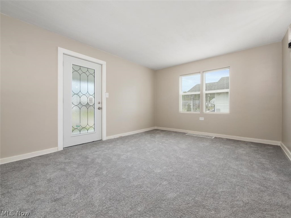 1140 Lindbergh Avenue Zanesville OH 43701