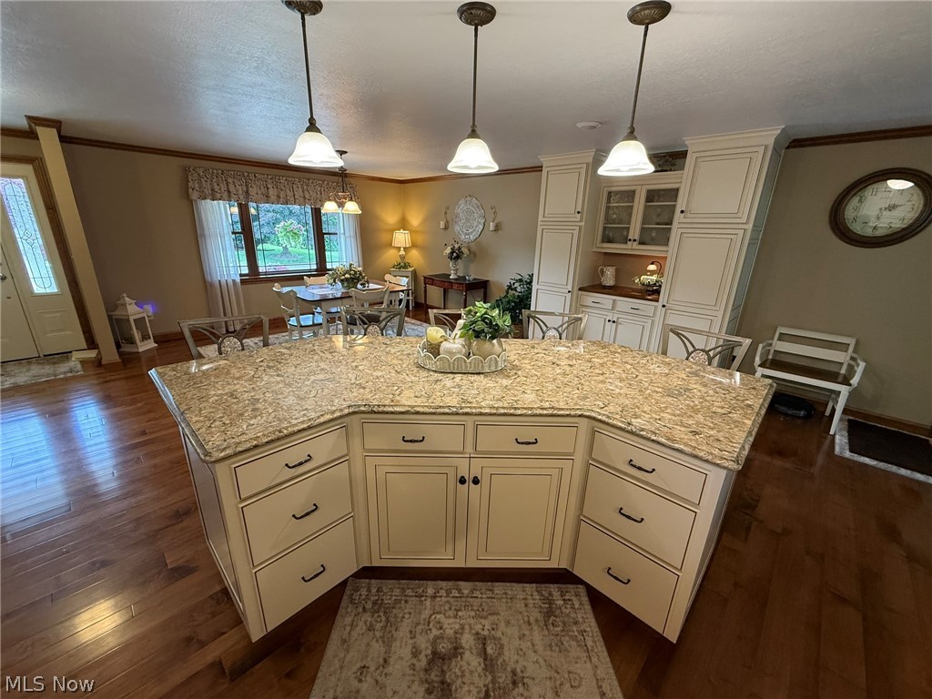 410 Stratton Avenue SW New Philadelphia OH 44663