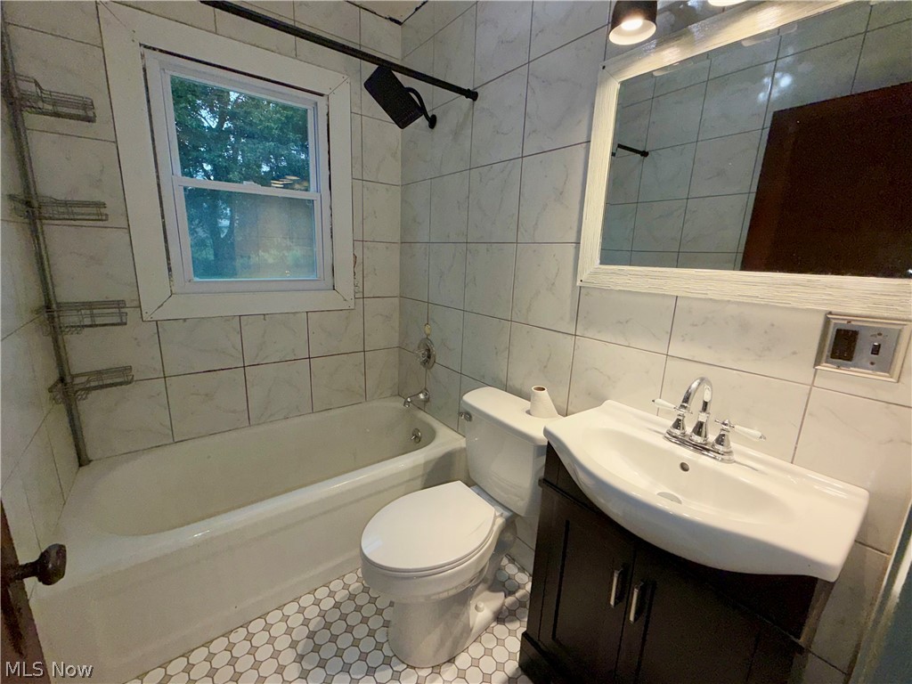 915 Talley Avenue Zanesville OH 43701