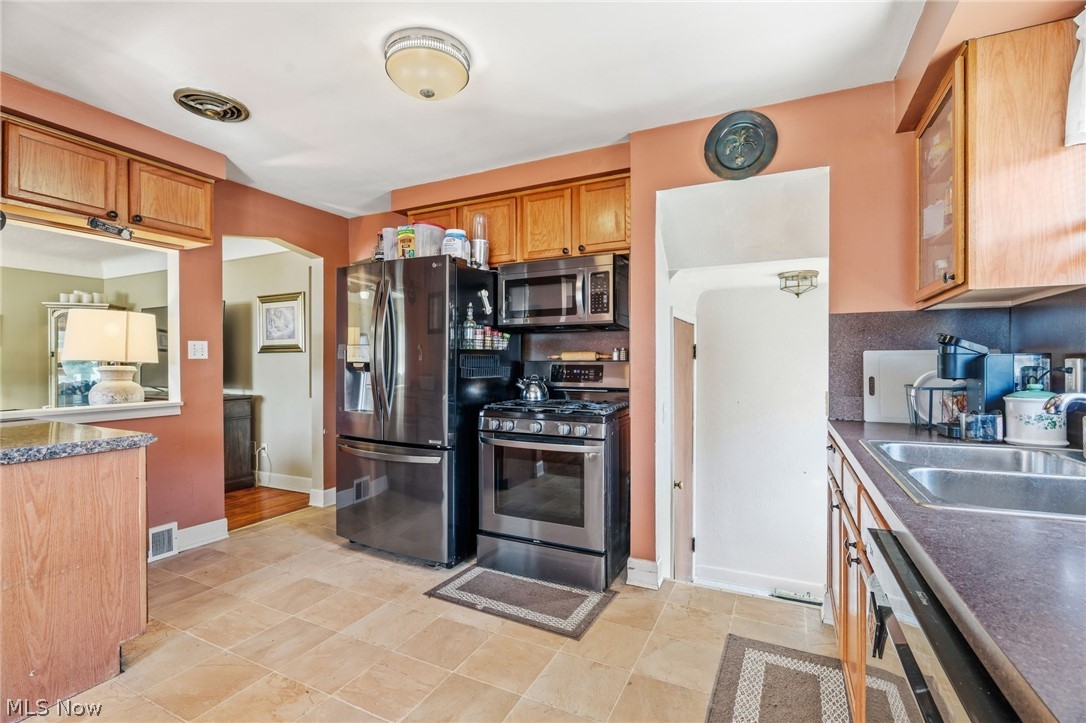 12023 Maple Leaf Drive Garfield Heights OH 44125