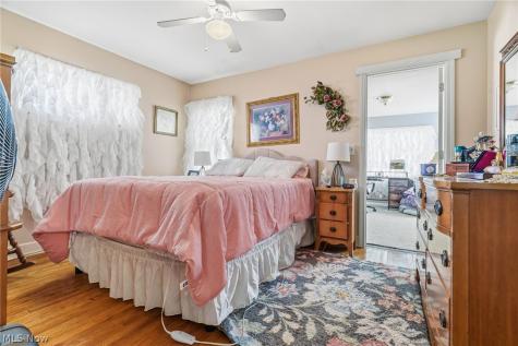 12023 Maple Leaf Drive Garfield Heights OH 44125