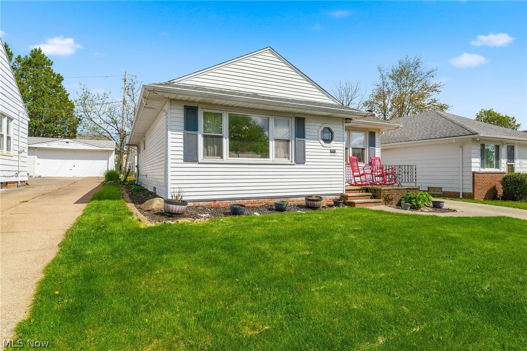 12023 Maple Leaf Drive Garfield Heights OH 44125