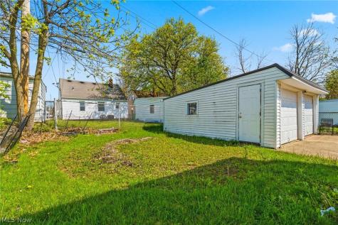 12023 Maple Leaf Drive Garfield Heights OH 44125