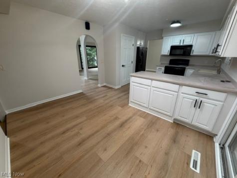 4100 Bunker Court North Royalton OH 44133