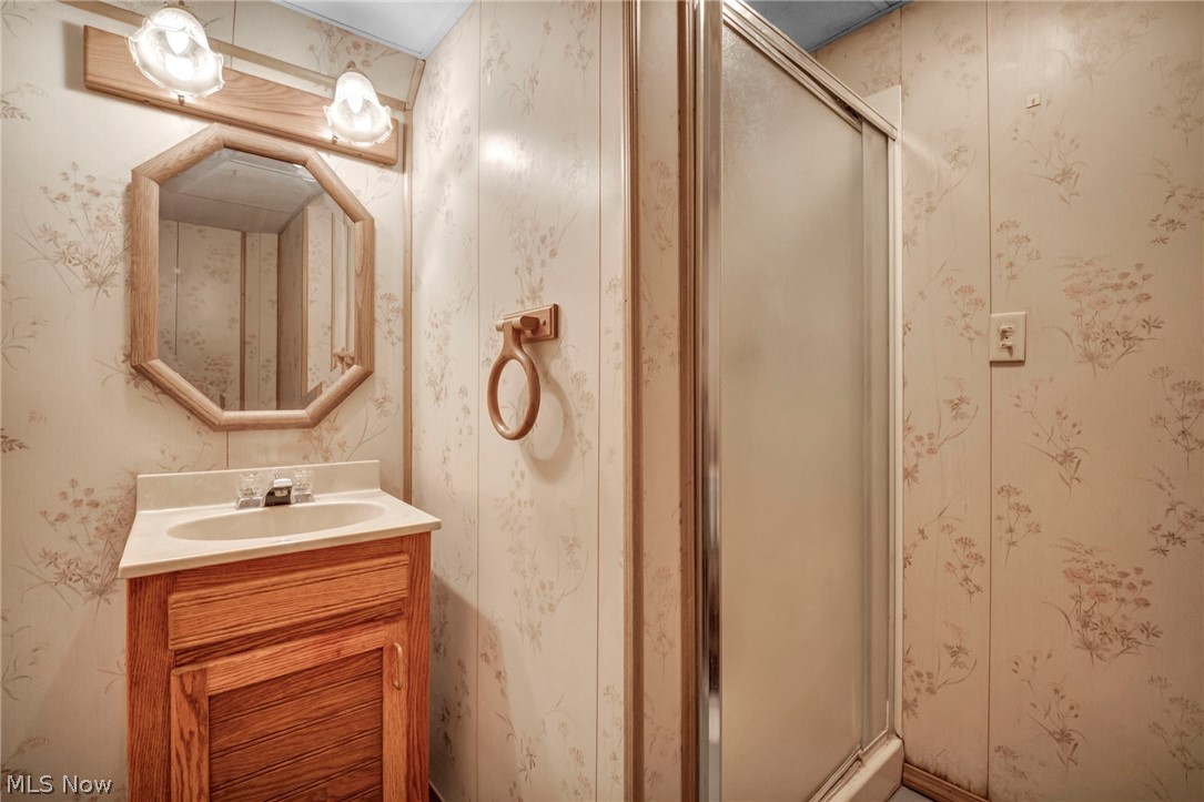 424 E 326th Street Willowick OH 44095