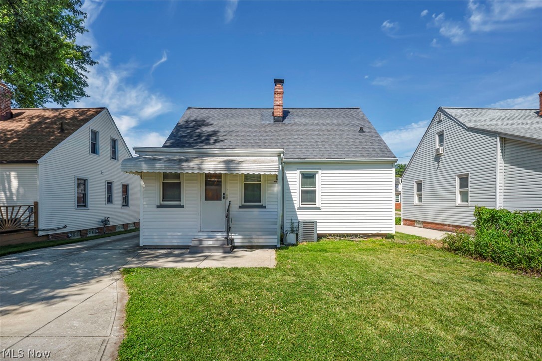 424 E 326th Street Willowick OH 44095