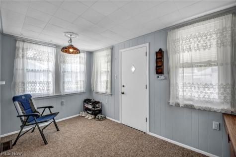 424 E 326th Street Willowick OH 44095