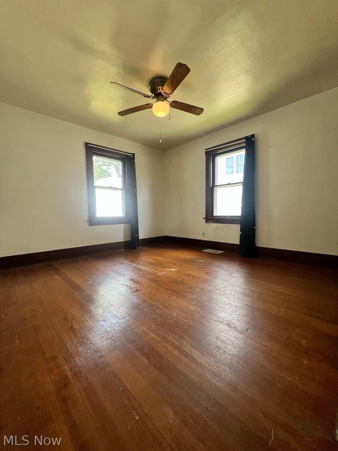 47 S Lake Street Madison OH 44057