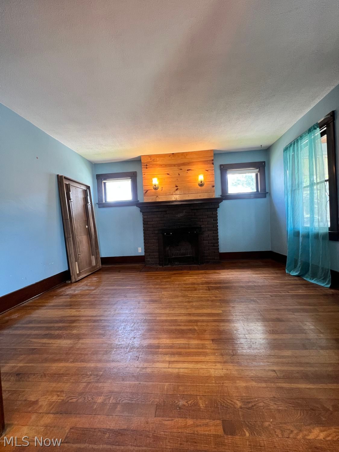 47 S Lake Street Madison OH 44057