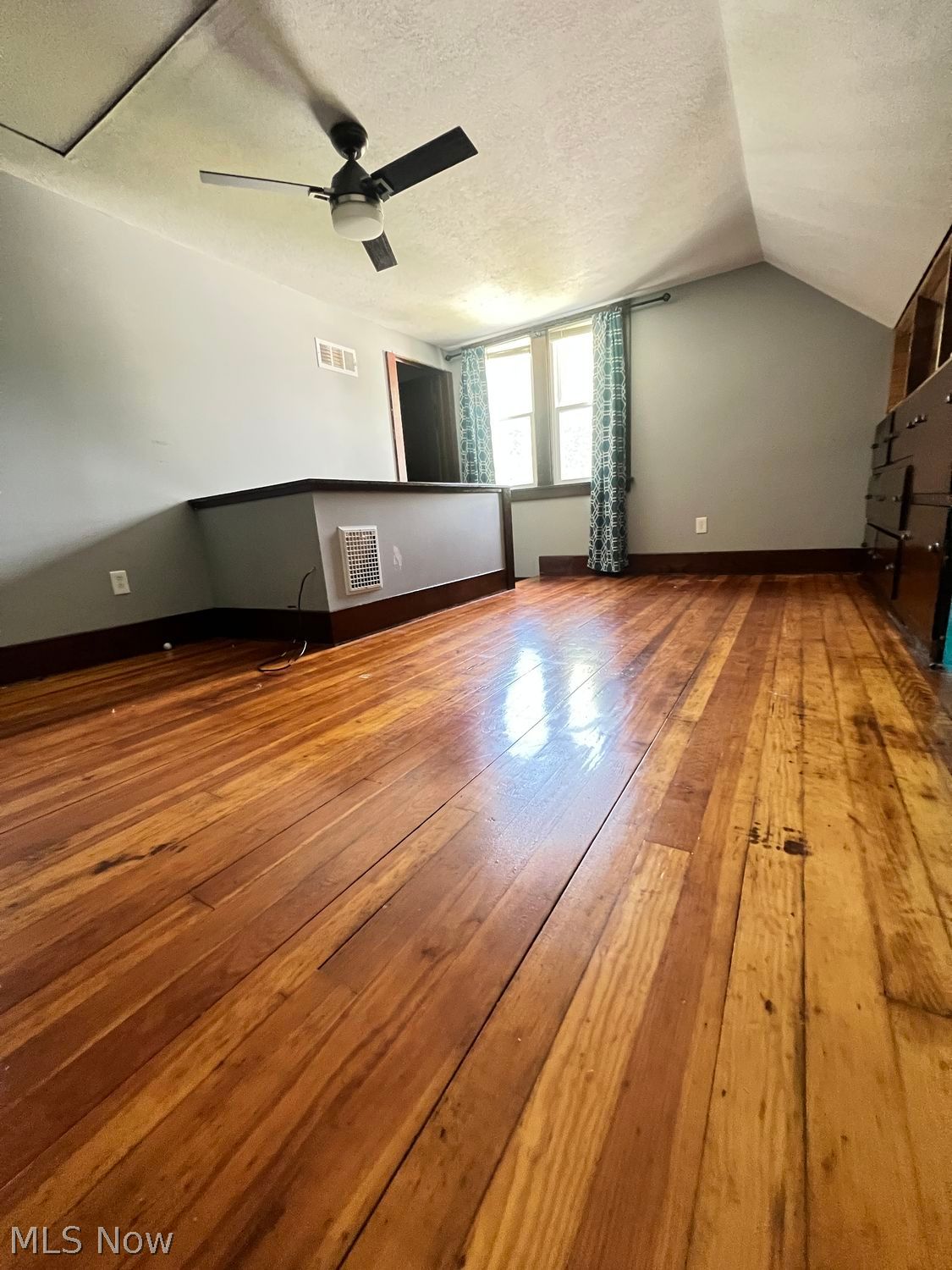 47 S Lake Street Madison OH 44057