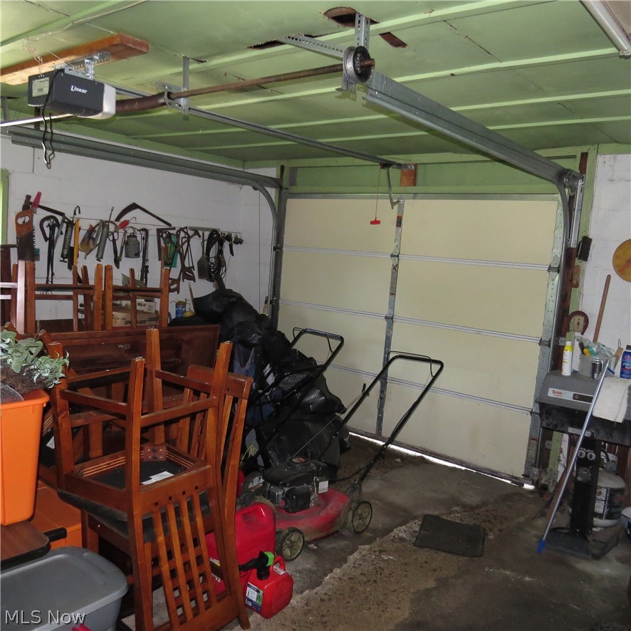 4441 Arrow Road NW Carrollton OH 44615