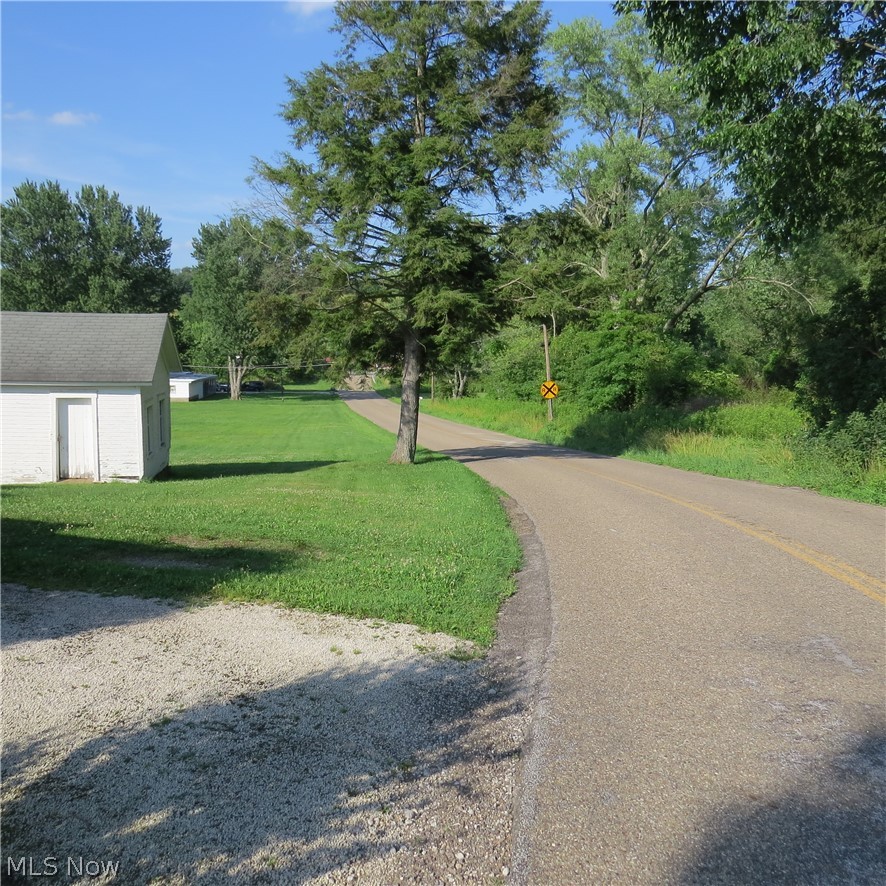 4441 Arrow Road NW Carrollton OH 44615