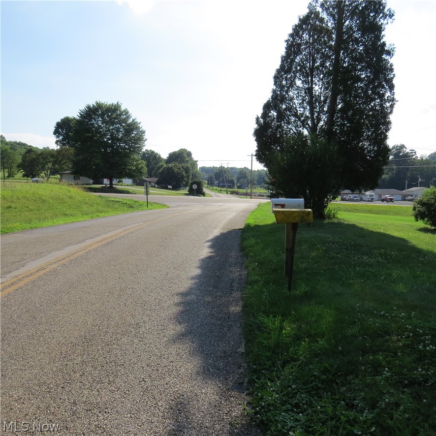 4441 Arrow Road NW Carrollton OH 44615