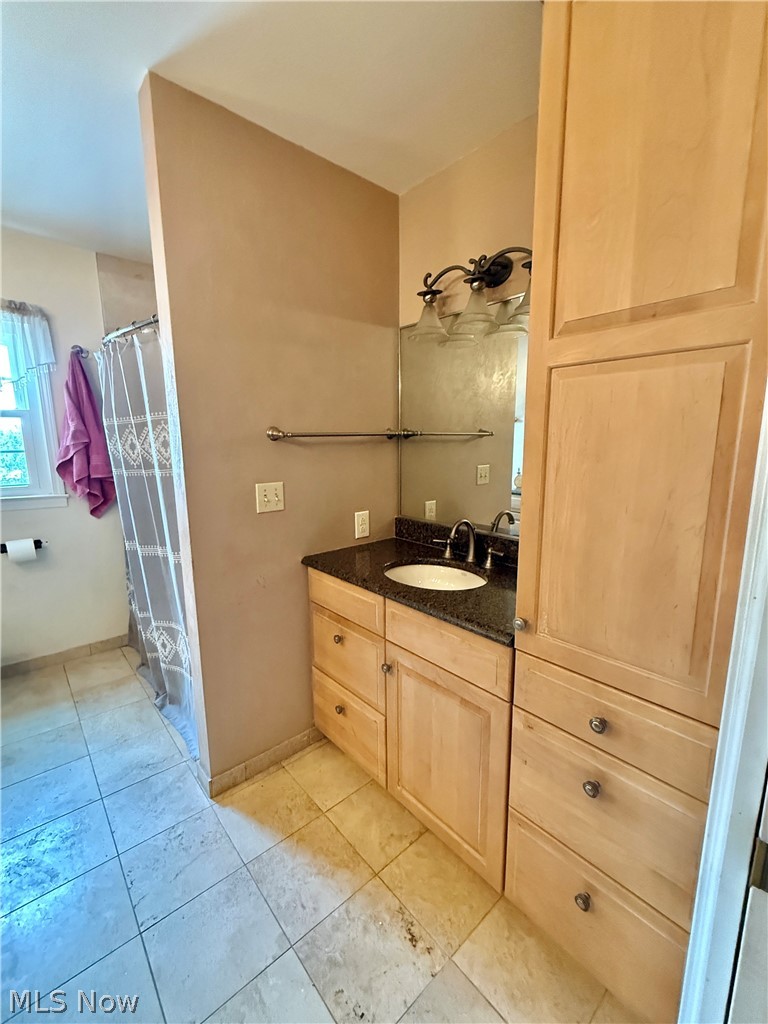 115 Powells Lane Wintersville OH 43953