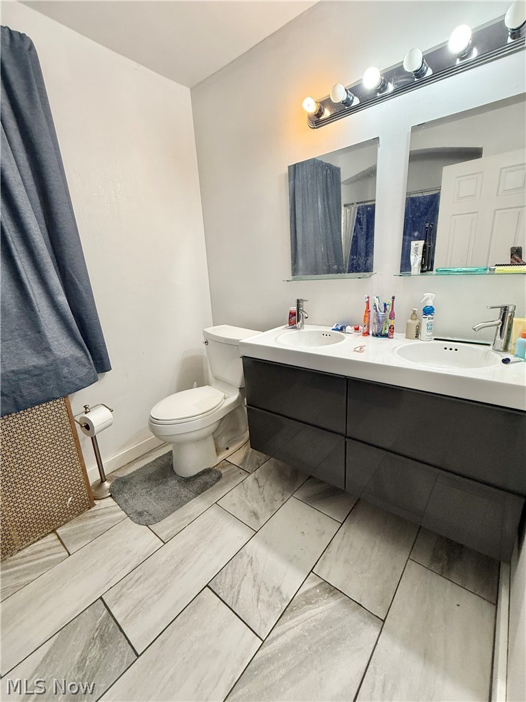 115 Powells Lane Wintersville OH 43953