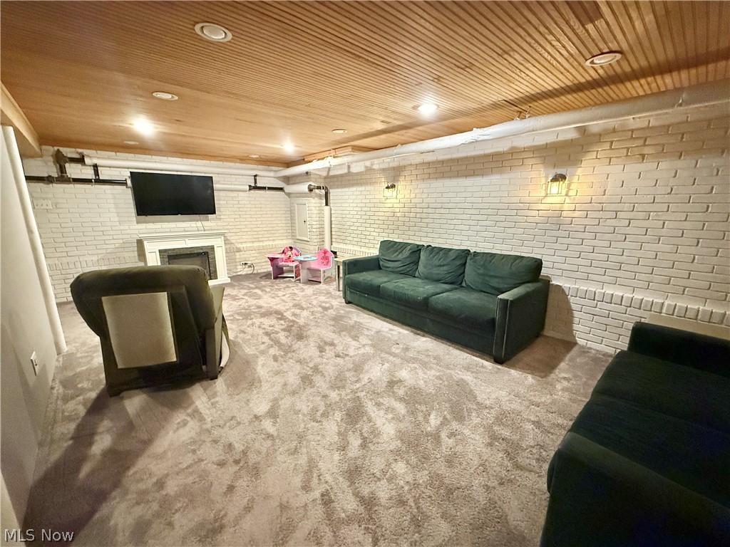 115 Powells Lane Wintersville OH 43953