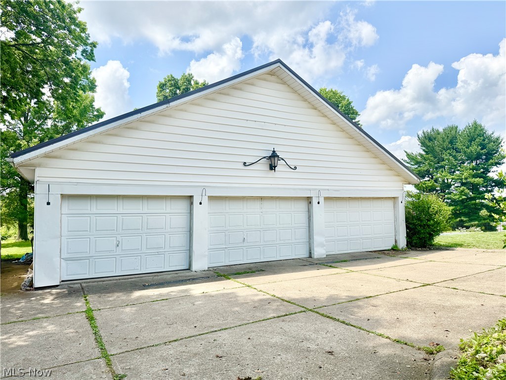 115 Powells Lane Wintersville OH 43953