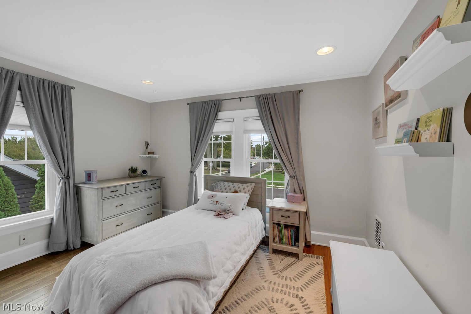 19424 Argyle Oval Rocky River OH 44116