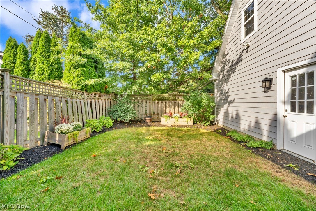 19424 Argyle Oval Rocky River OH 44116